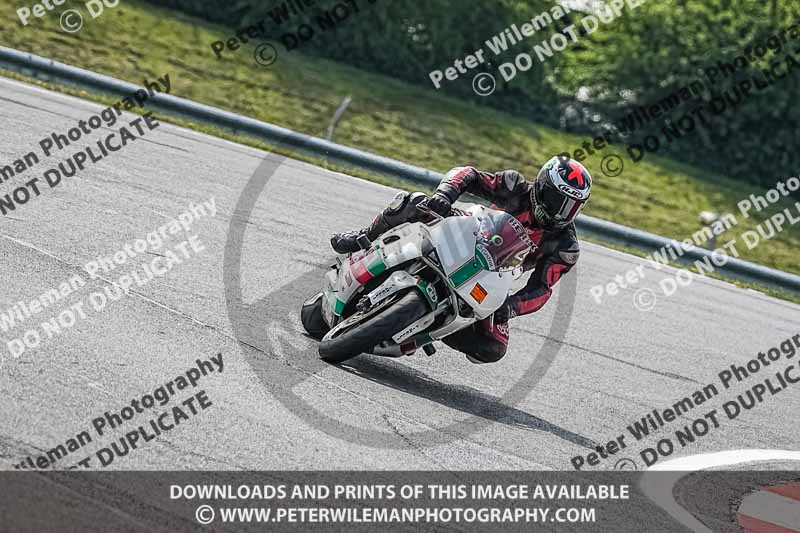 donington no limits trackday;donington park photographs;donington trackday photographs;no limits trackdays;peter wileman photography;trackday digital images;trackday photos